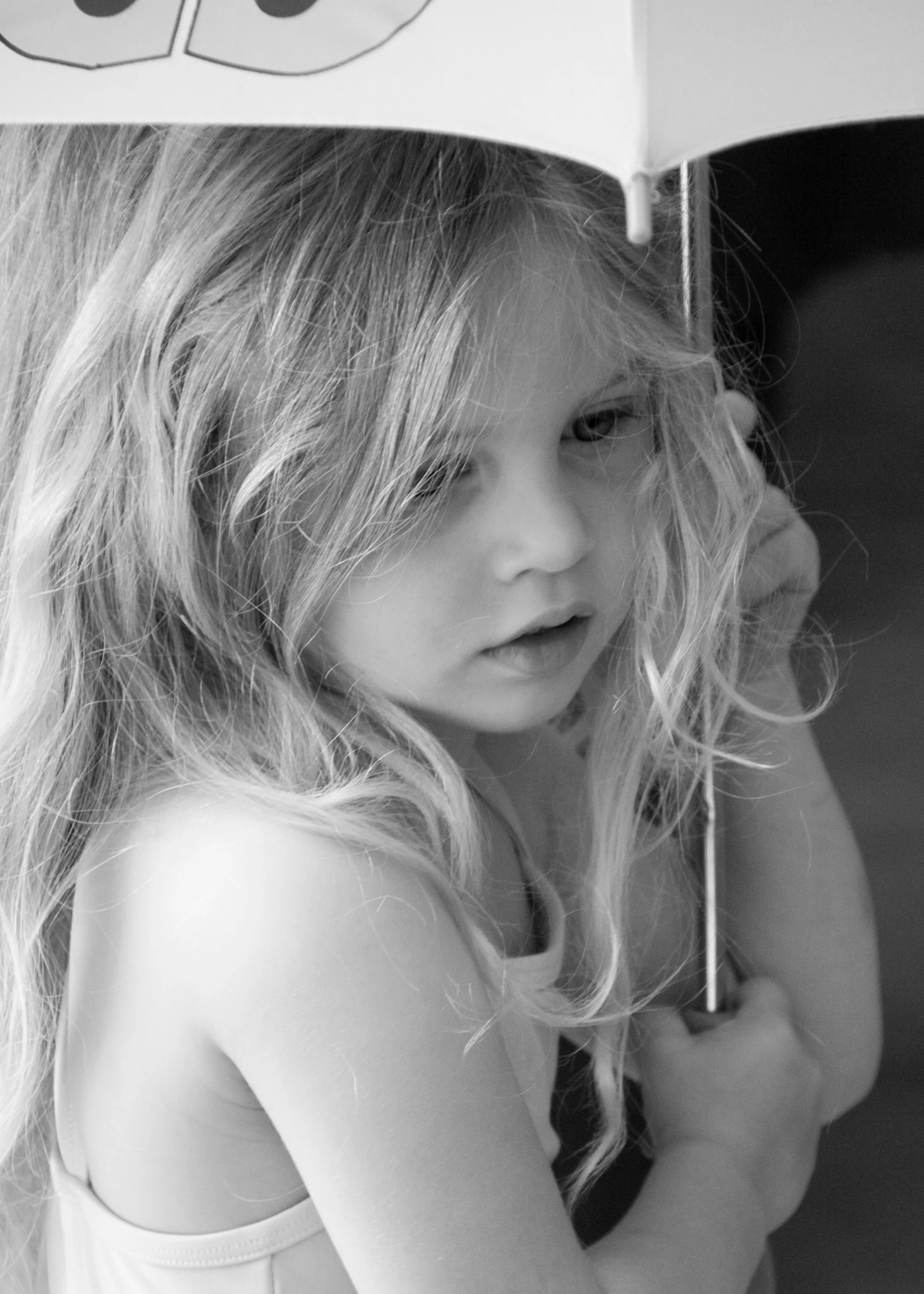 Black and white portrait sitting by Angelique Antoniou, Portraits 08