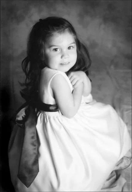 Black and white studio portrait by Angelique Antoniou, Studio 01