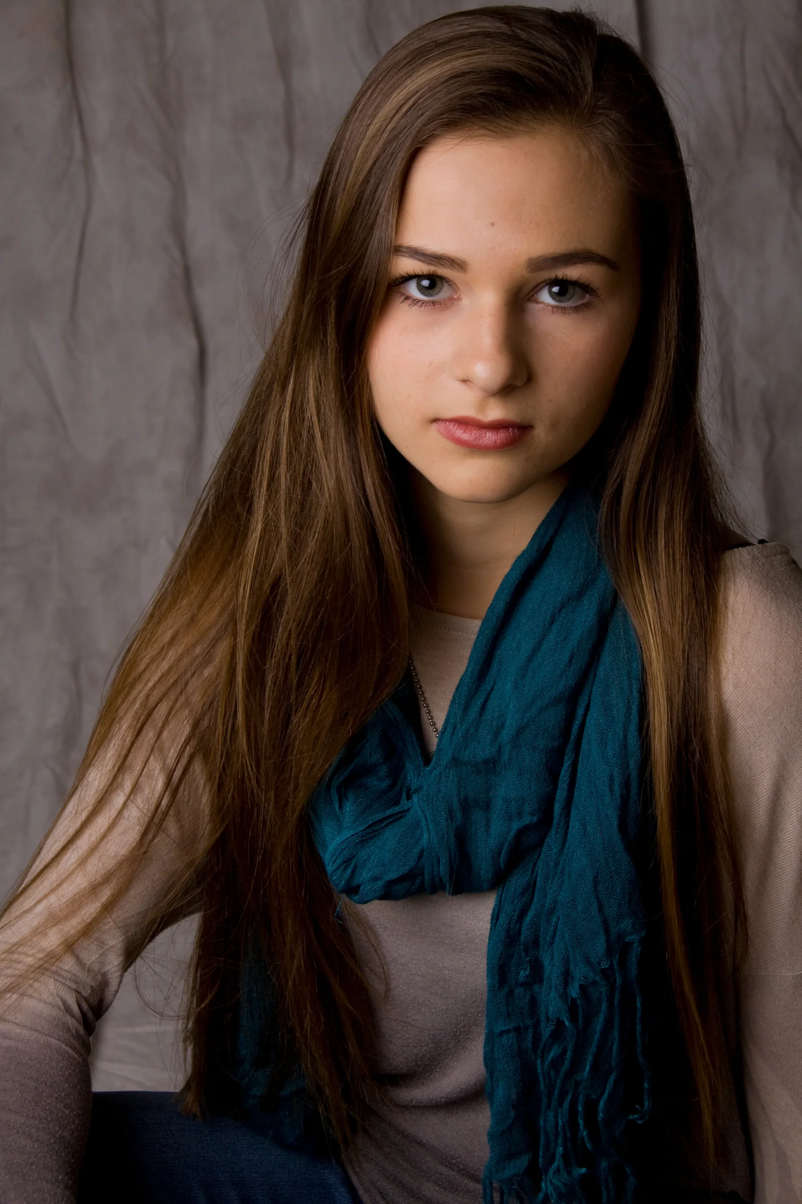 Colour studio portrait by Angelique Antoniou, Studio 12